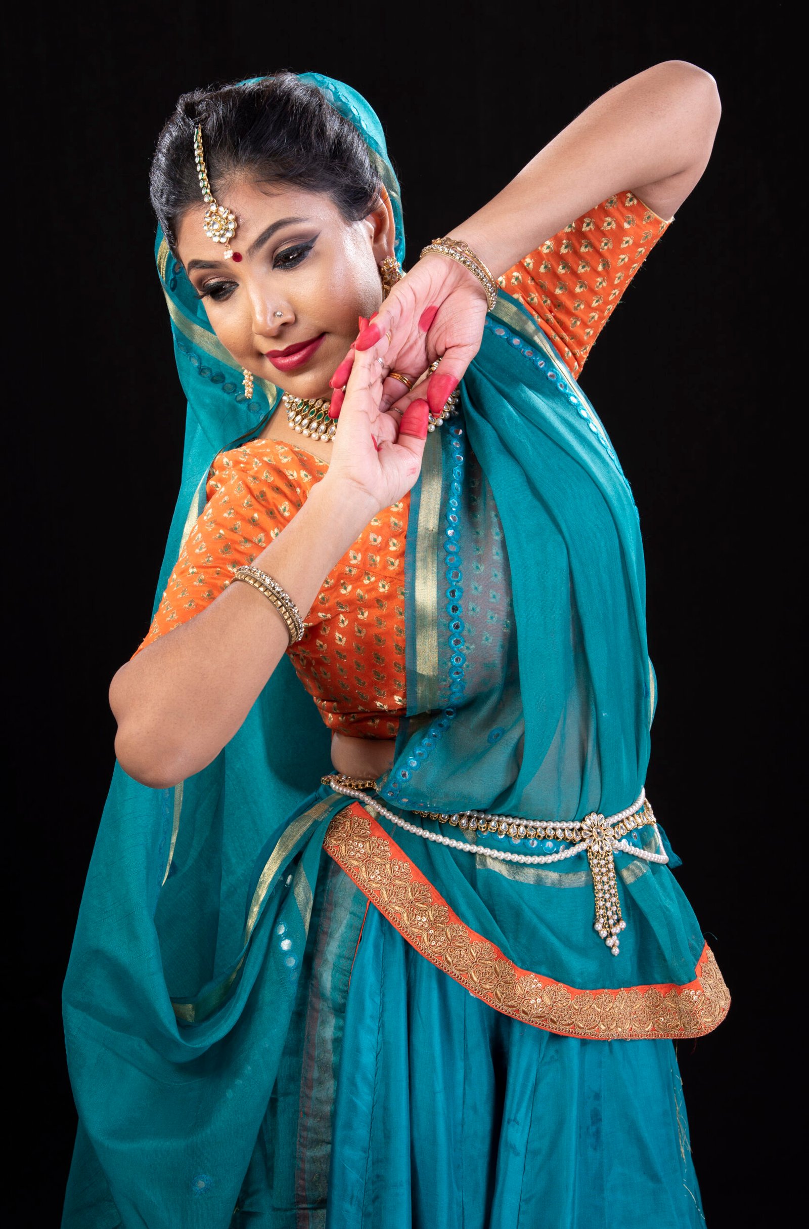 Sangita Chatterjee P1,Inni Singh